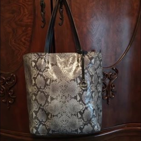 Picard leather bag. - Picture 2 of 2